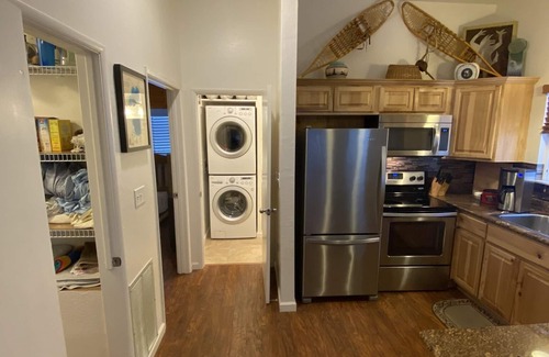 Tahoe Village Condo | SKI MOUNTAIN GETAWAY! AMAZING LOCATION FOR SKIING, HIKING AND SEEING LAKE TAHOE.