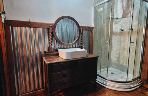 Paarl Bed & Breakfast | Skinkikofi Guest House