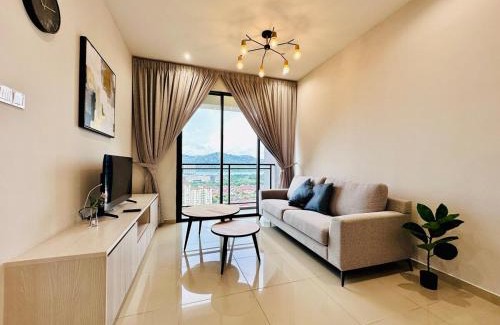 Kampung Sungai Nibong Apartment | Sky Pool Luxury Sea View Near Penang Airport 9pax