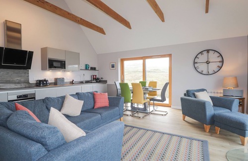 Milovaig Cottage | SKYE FALLS CHALET, family friendly, with open fire in Glendale