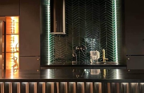 Nove Mesto Apartment | Skyline elegance with free parking