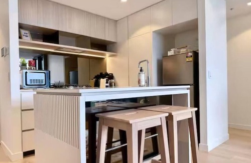 Brisbane Central Business District Apartment | Skyline Poetry - Premium Stay on the Star