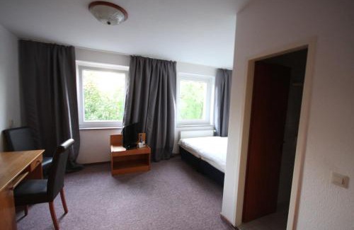 Bernburg Hotel | SL'otel Budget