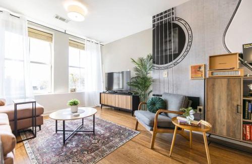 Macon Apartment | Sleek Apt in Historic DT Macon
