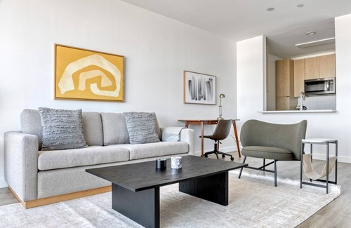 Cambridgeport Apartment | Sleek Cambridge 1BR w/Gym & W/D, close to Central Square, by Blueground