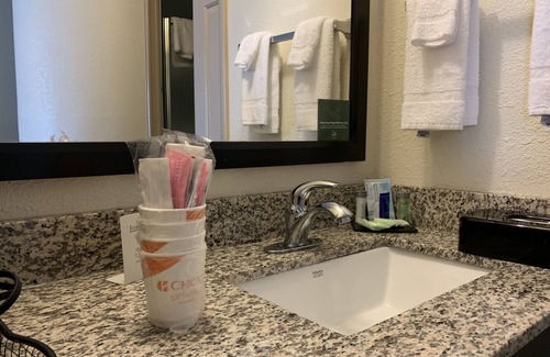 Prestonia Hotel | Sleep Inn Louisville Airport & Expo