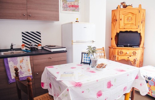 San Fruttuoso Apartment | Sleeping at Ghepa's - Entire Apartment - Max 4 People -WiFi - Starting from €45.