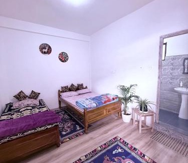 Turuk House | Sleeping Buddha Homestay - Lamahatta