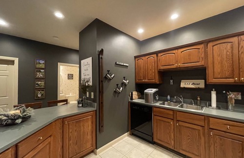 Clymer Condo | Slopeside, ski-in, ski-out condo perfectly set along run 24.