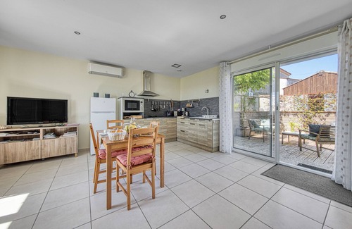 Montagne House | Small House in the Heart of the Vineyards – Comfortable and Eco-Friendly Getaway with Air Conditioning