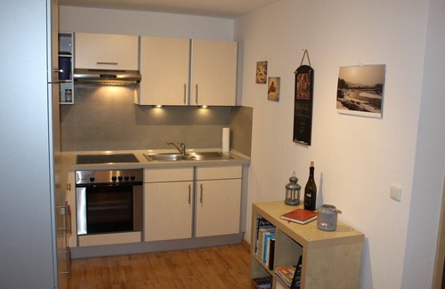 Nieder-Werbe Condo | Small vacation apartment (65m²) with "beautiful view" Garden with playground