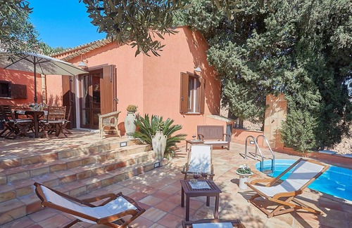 Buseto Palizzolo Villa | Small villa with swimming pool near Trapani