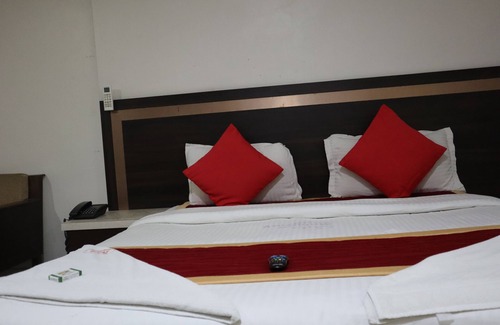 Malleshwaram Hotel | Smile Stay Malnad Residency