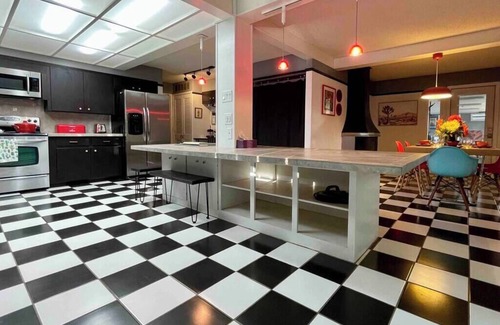 Lubbock House | Smiley Bush BnB-Great for family functions! 1K/2Q