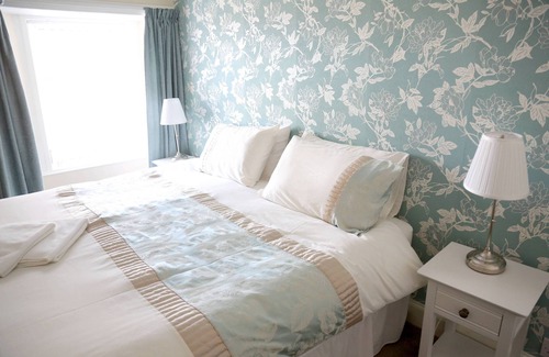 Dounby Hotel | Smithfield guesthouse