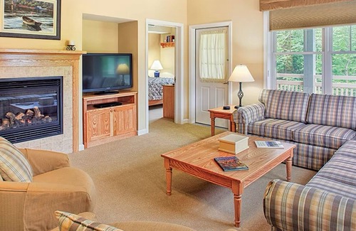 Jeffersonville Resort | Smugglers Notch Awarded #1 Resort in the East by SKI Magazine 2023 2BR/2BA Delux