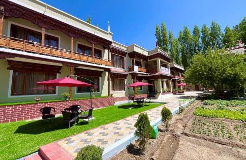 Khattalwada Hotel | Snow Retreat Ladakh