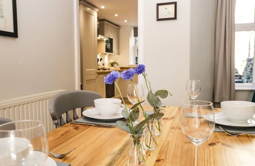 Bowness-on-Windermere Cottage | SNOWDROP COTTAGE, family friendly in Bowness-On-Windermere