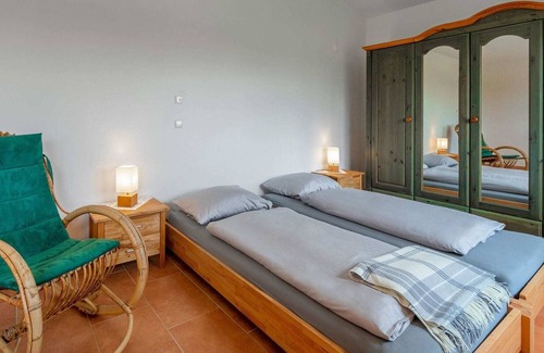 Nellingen Apartment | Snug apartment in Baden-Württemberg with a garden