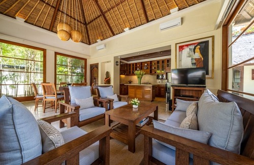 By Pass Ngurah Rai Villa | SO3004 - 3 Bedroom Villa in Jimbaran