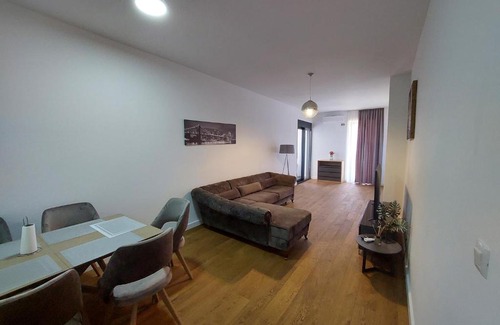 Zeljeznica Apartment | Soho City 708B