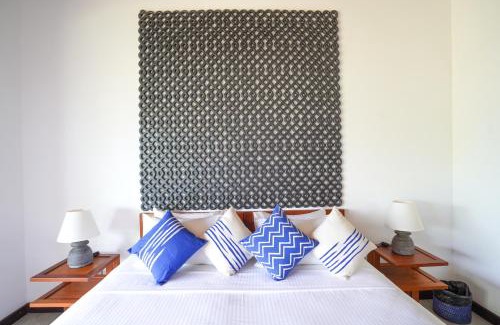Kathaluwa Bed & Breakfast | Solas Surf