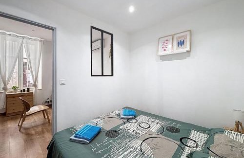 La Ciotat Apartment | SOLEYA climatisé Centre Ville ancien au calme byLaConciergerie