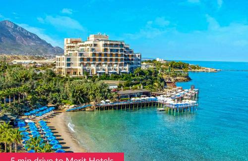 Karavas Apartment | Solo Suite by HolidayKeys