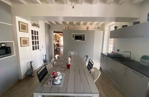 Isdes Cottage | Sologne Retreat: Charming house, private pool, pets allowed