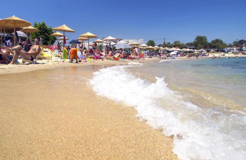 Lefkippos House | Solon and Teo Summer House in Avdira beach