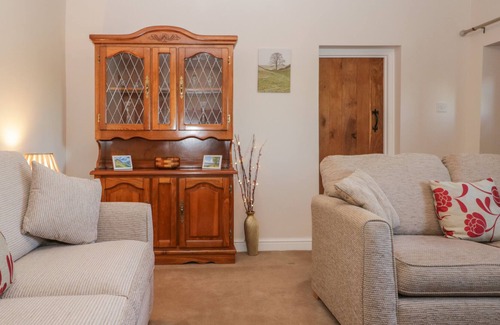 Brampton Cottage | SOLPORT VIEW COTTAGE, pet friendly in Brampton, Cumbria