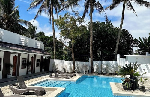 Amadeo Apartment | Solstice Suites With Pool 52 Pax capacity