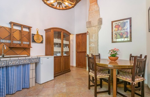 Felanitx Apartment | SON MAYOL 2 - Fantastic private apartment in agroturismo, with shared pool and free wifi.