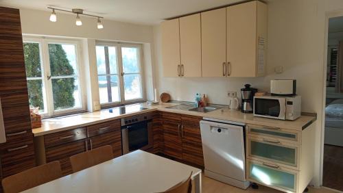 Nagold Apartment | Sonnige 2-Zimmer Wohnung mit Terrasse und Garten