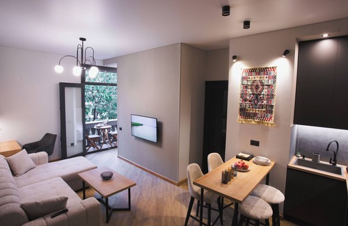 Arabkir Apartment | Soothing apartment with AC in charming Yerevan