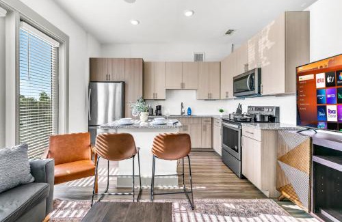 Fort Worth Apartment | Soothing Stay Stylish Space