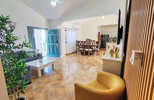 Villas Ana Maria Villa | SOS 5BR Poolside Haven +Bonus