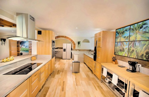 El Batey Villa | SOS 6 BR Luxury Villa Paradiso +Free Bonus