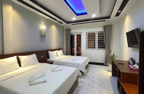 Kampot Hotel | SoursdeiSawadeeBoutique