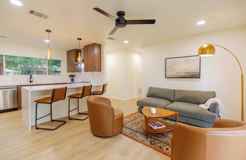 South Manchaca House | South Austin home, close to DT and airport