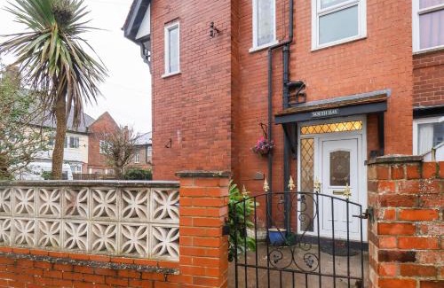 Bridlington House | South Bay Beach House