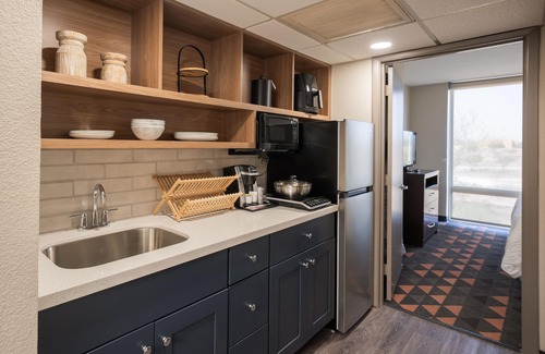 Mesa Hotel | South Country Suites