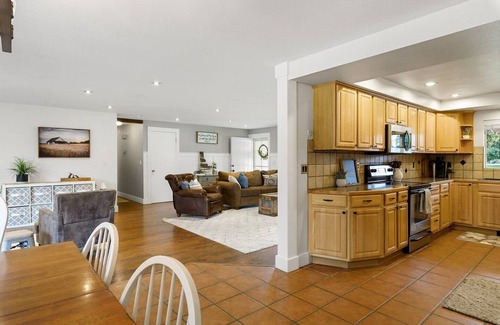Nampa House | South Nampa Tree House
