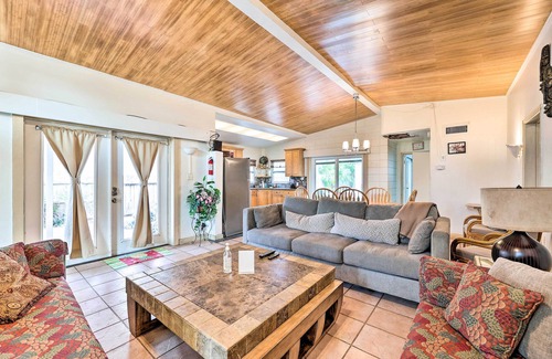 South Padre Island House | South Padre Island Vacation Rental: Steps to Beach