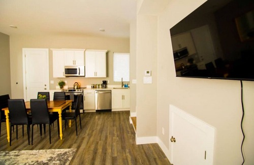 Chattanooga House | Southside Station 2 bedroom 2.5 bath Townhome