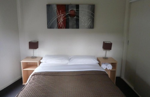 Golden Point Apartment | Sovereign Views Apartments