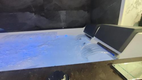 Centre Sud Apartment | SPA Dijon Historic Center - Unusual - Design