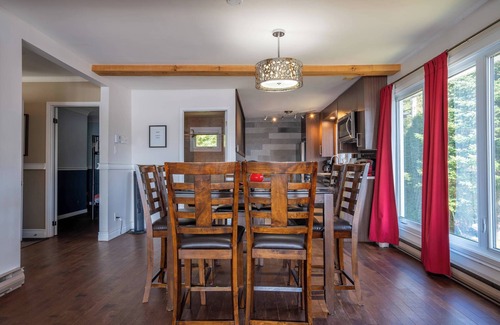 Saint-Remi-de-Tingwick Ski Chalet | Spa & Lake Access - Le Chic Shack des 3 lacs