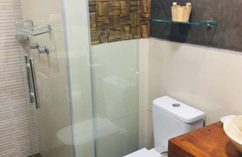 Santa Cruz Apartment | Spa Retreat II