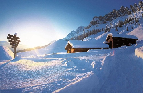 Saalfelden am Steinernen Meer Apartment | Spacious Apartment near Ski Area in Maria Alm